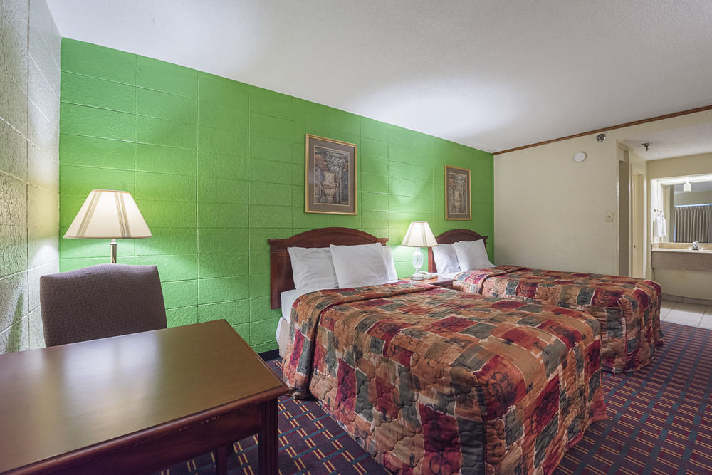 Bear Mount Inn & Suites Pigeon Forge Exterior foto